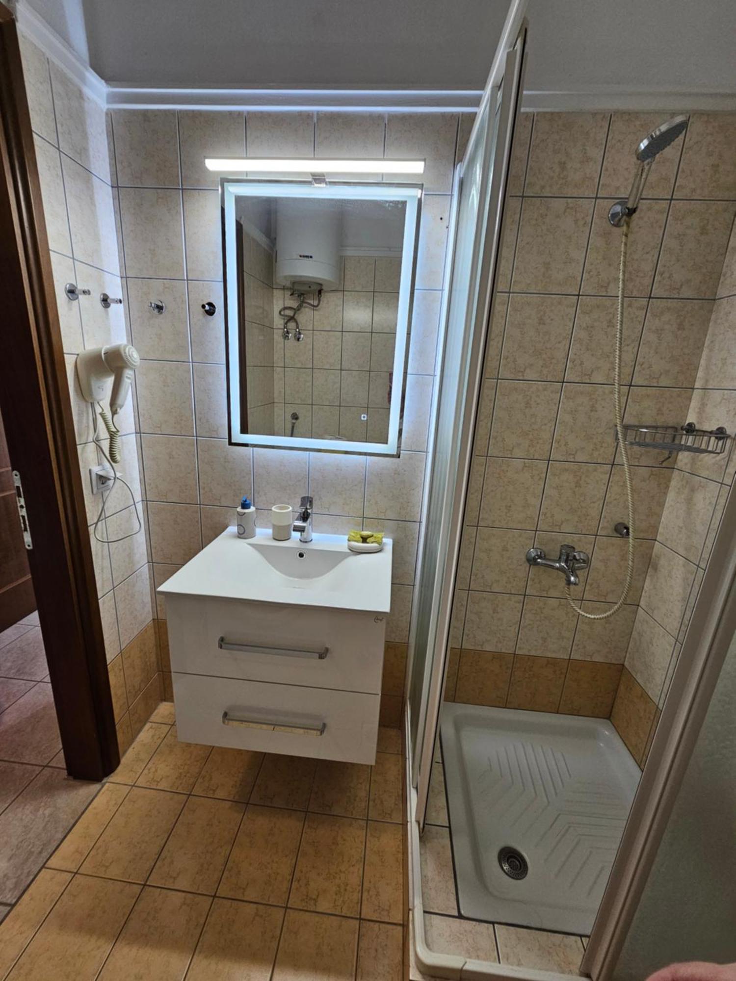 Holiday House 3- Kallithea Halkidiki エクステリア 写真