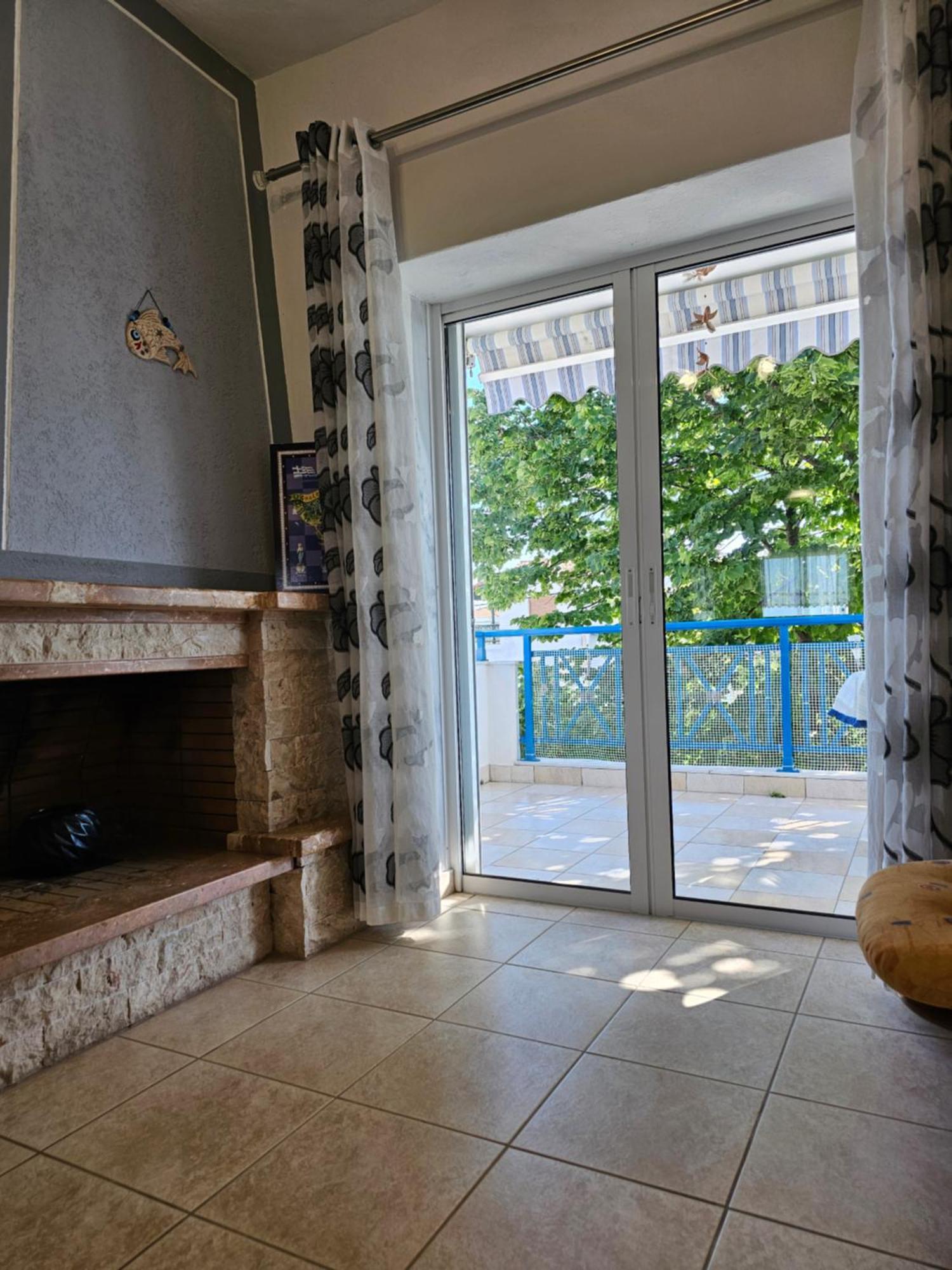 Holiday House 3- Kallithea Halkidiki エクステリア 写真